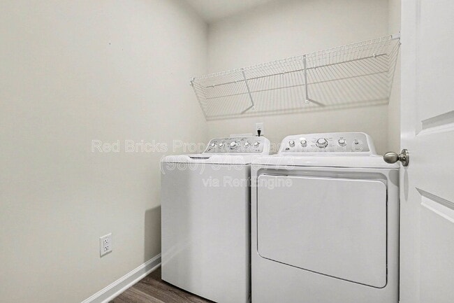 Building Photo - 1506 Gutter Br Dr