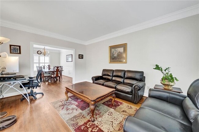 Building Photo - 2448 Kings Arms Dr