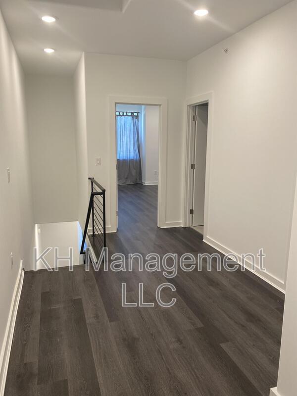 Building Photo - 2032 N 18th St