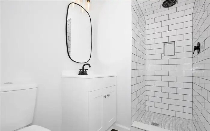 Building Photo - 2710 Fordham Dr