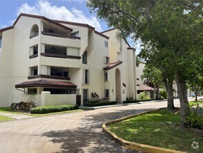 Building Photo - 9030 SW 125th Ave