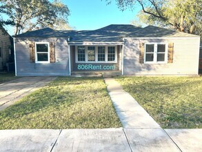 Building Photo - **BEAUTIFUL MCCRUMMEN HOME**