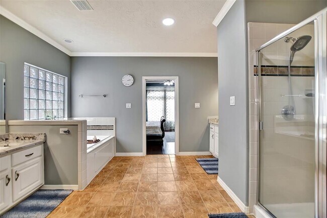 Building Photo - 1119 Sopris Dr