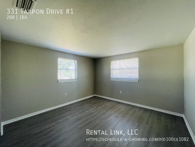 Building Photo - 331 Tarpon Dr