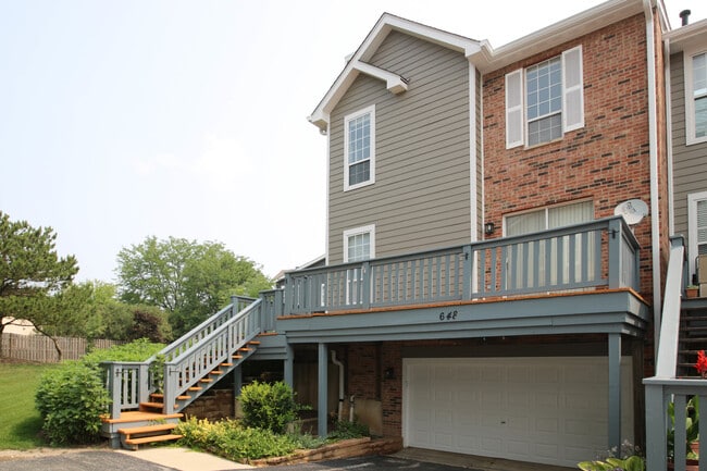 Building Photo - 648 W Parkside Dr