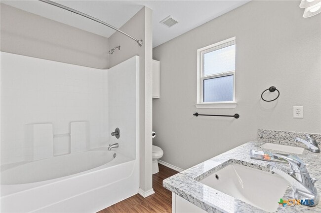 Building Photo - 7915 Redbrush
