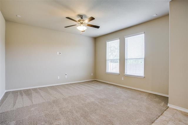 Building Photo - 453 Spring Dr