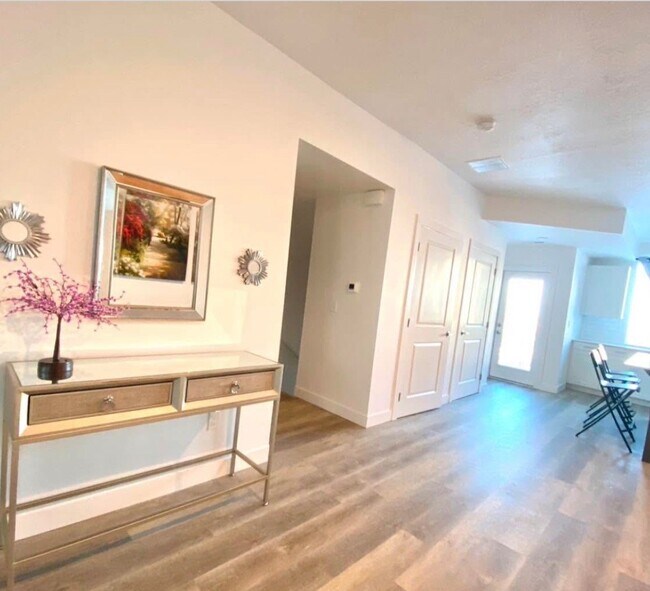 Building Photo - 5512 Victory Lap Ct