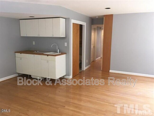 Building Photo - 5330 Echo Ridge Rd