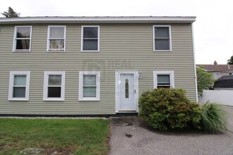 Building Photo - 4 Bicknell St