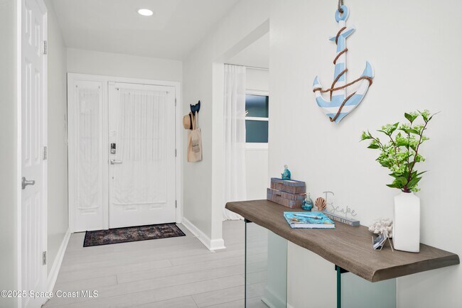 Building Photo - 363 Harbor Dr