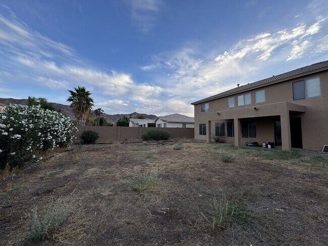 Building Photo - Laveen 5 Bedroom in Gated Community