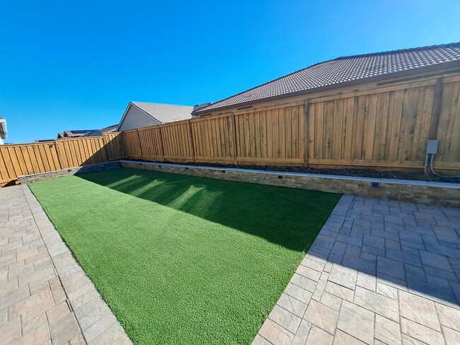 Building Photo - Gorgeous Smart Home is Clean & Loaded!