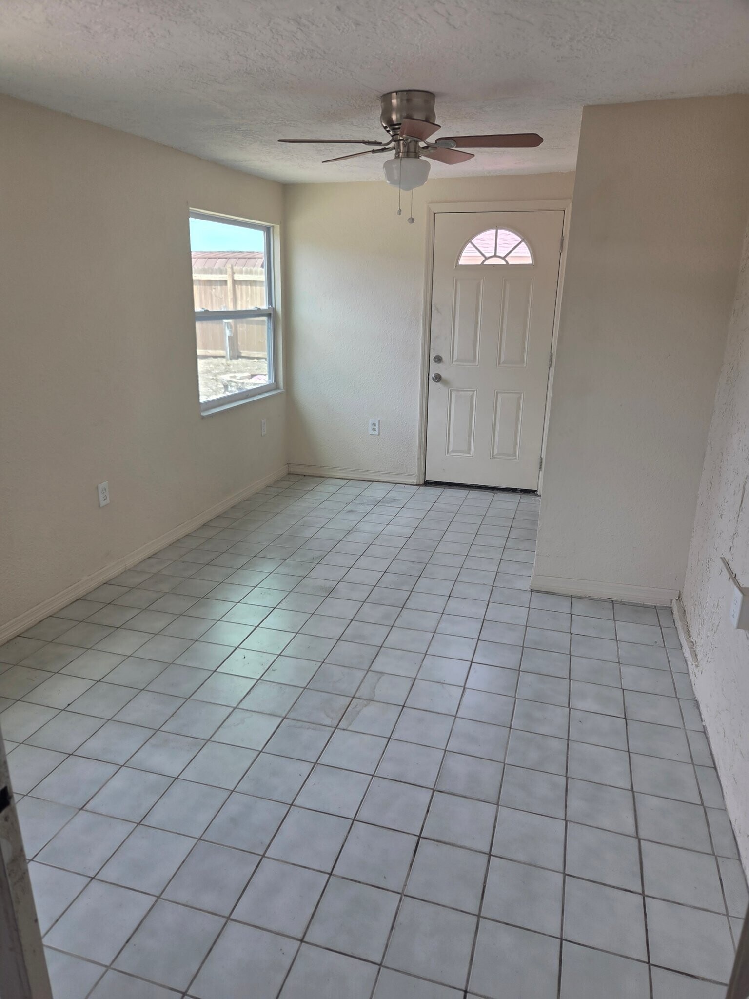 Building Photo - 9105 Hermitage Ln