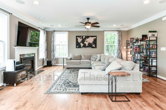 Building Photo - 1769 Moultrie Terrace NE