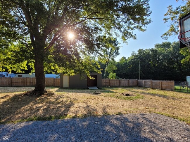 Building Photo - 127 Bailey Ln