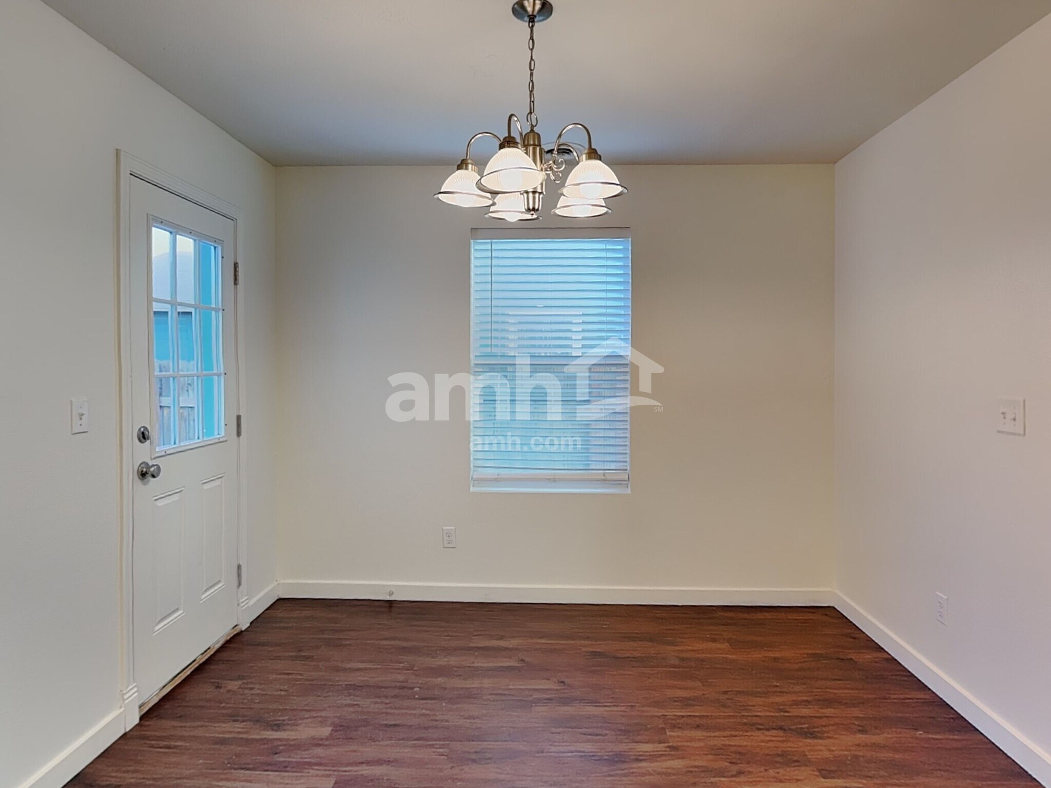 Building Photo - 96 W White Sands Dr