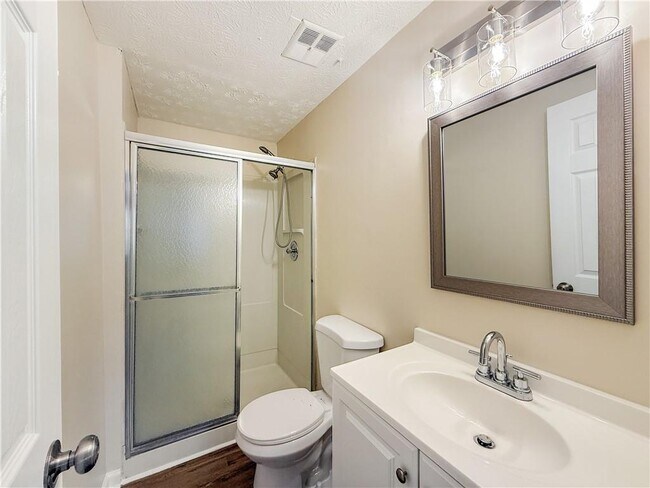 Building Photo - 1884 Shenandoah Valley Ln SE