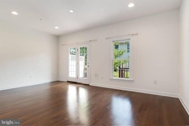 Building Photo - 28484 Pinehurst Cir