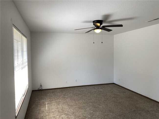 Building Photo - 3128 Jerri Ln