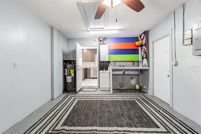 Building Photo - 8024 Las Cruces Ct