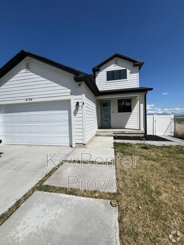 Building Photo - 4724 E Lk Cor Dr