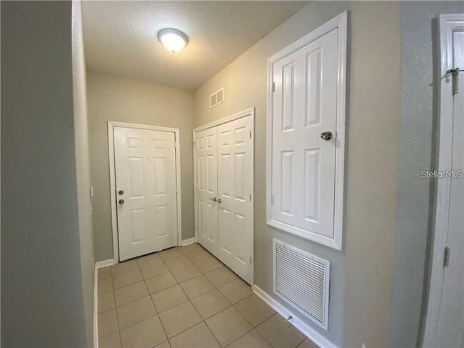 Building Photo - 6434 Cava Alta Dr