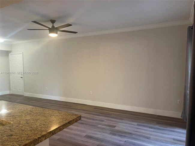 Building Photo - 160 SW 117th Terrace