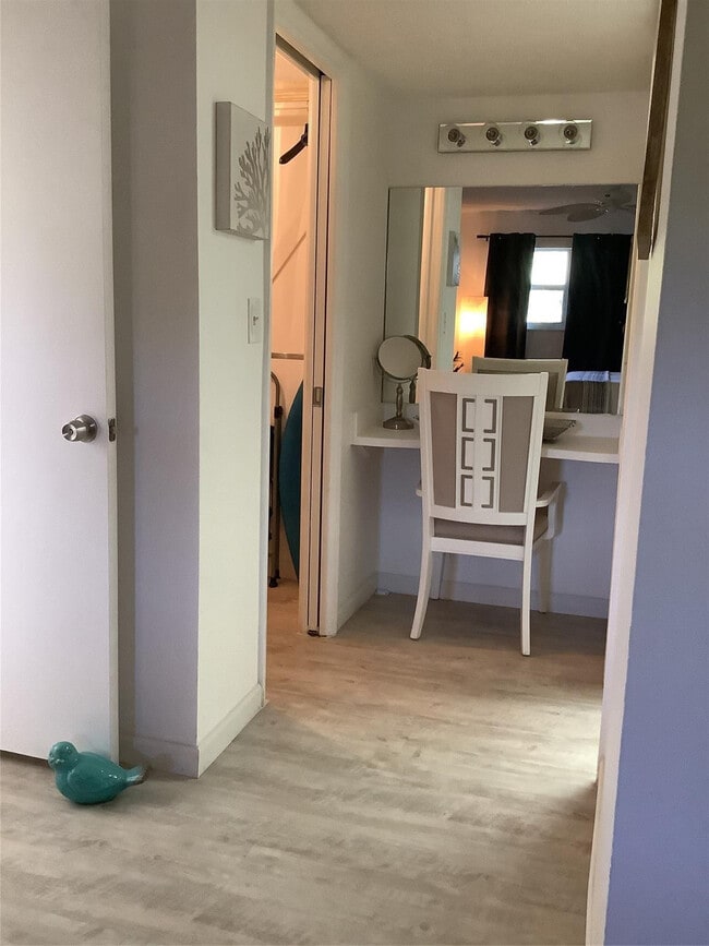 Building Photo - 2671 S Course Dr