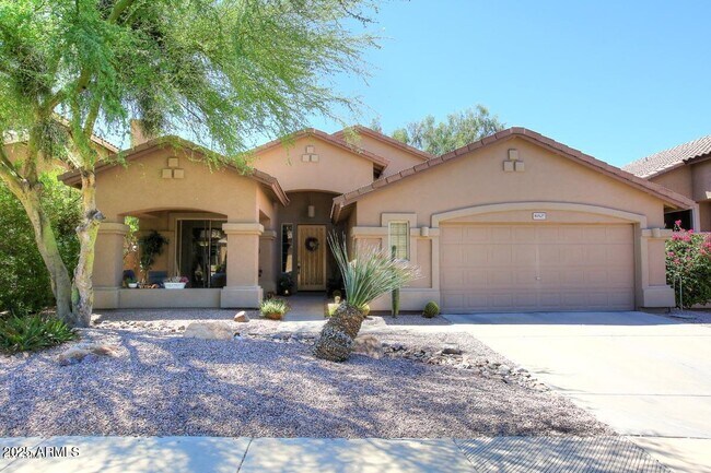 Building Photo - 10527 E Tierra Buena Ln