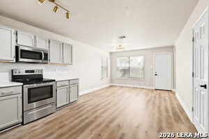 Building Photo - 9014 Spiral Woods