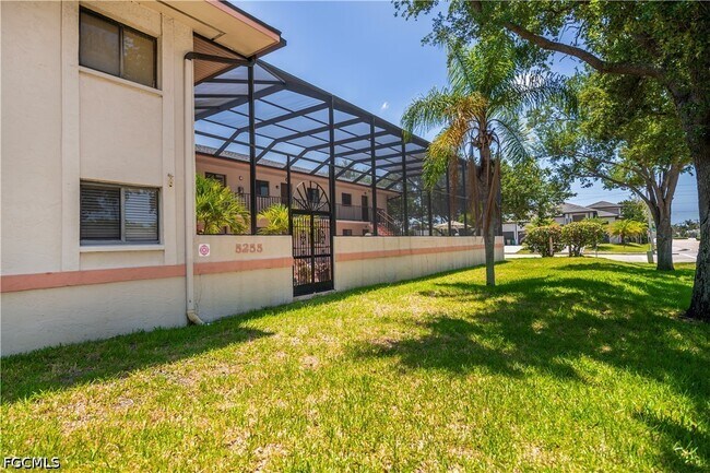 Building Photo - 5255 Coronado Pkwy