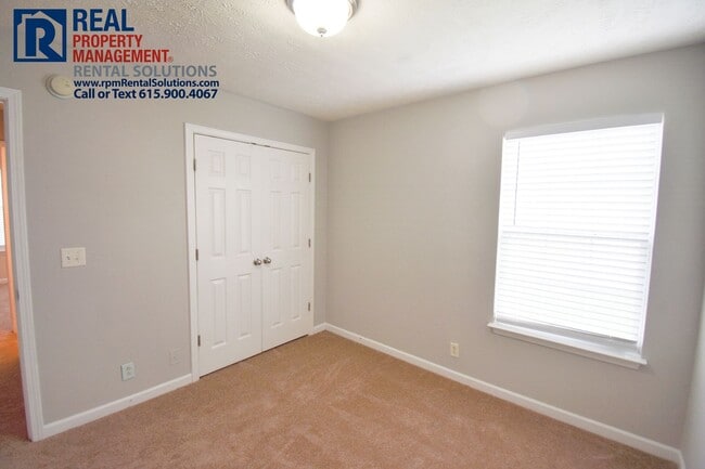 Building Photo - Adorable 3bd 2ba home in Blackman. 2 car garage and fenced yard!