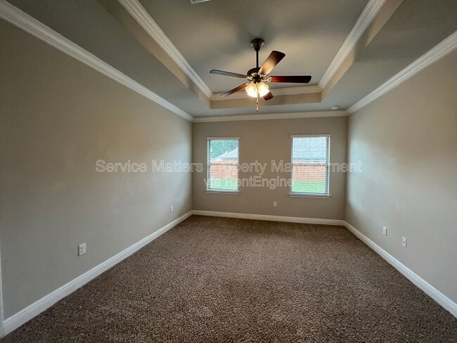 Building Photo - 4533 Oak Orchard Cir