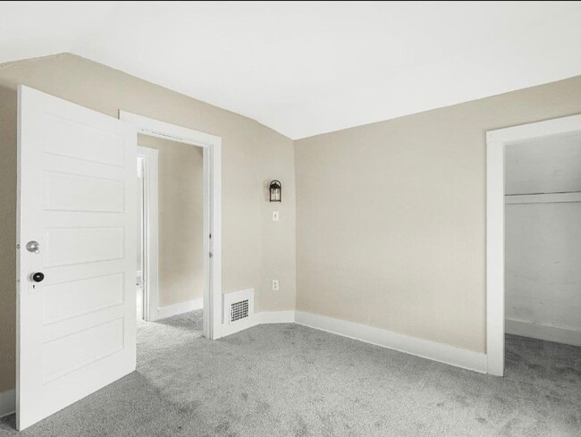 Building Photo - 1311 Benton St