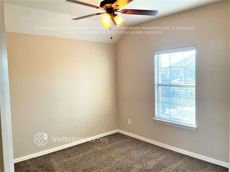 Building Photo - 4024 Dellman Dr