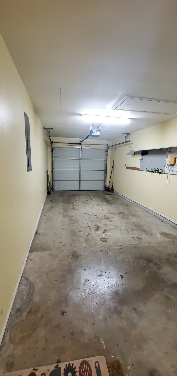 Building Photo - 917 W Toffee Dr