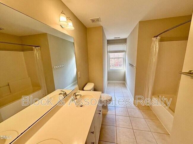 Building Photo - 3304 Drexel Hill Ct