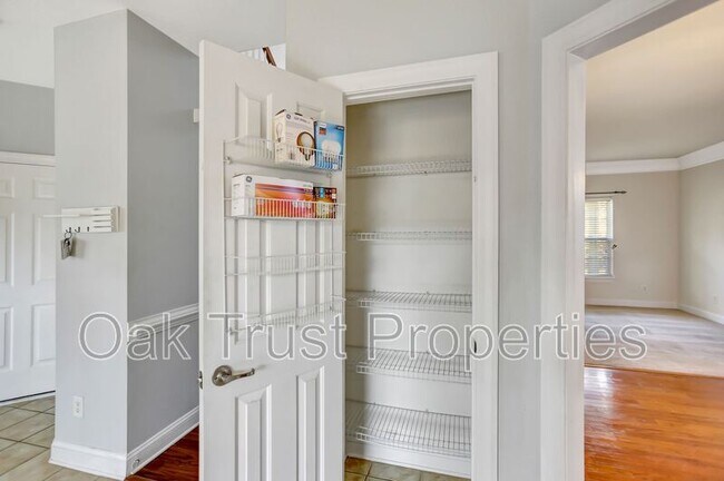 Building Photo - 5232 Mulholland Dr