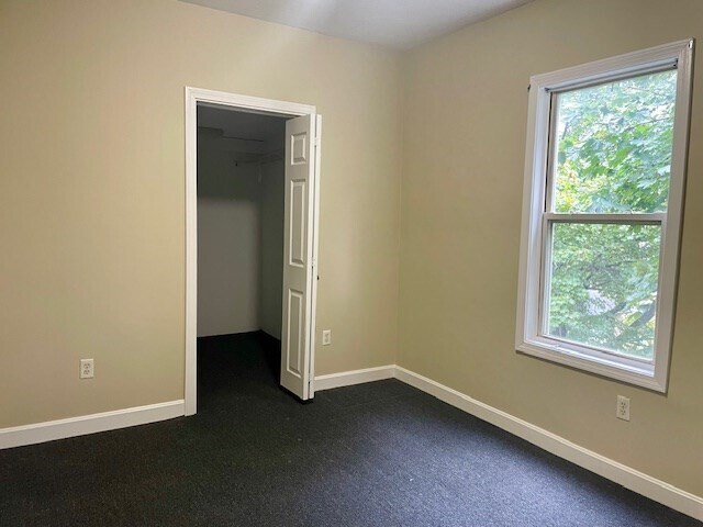 Building Photo - 15 Frankfort St