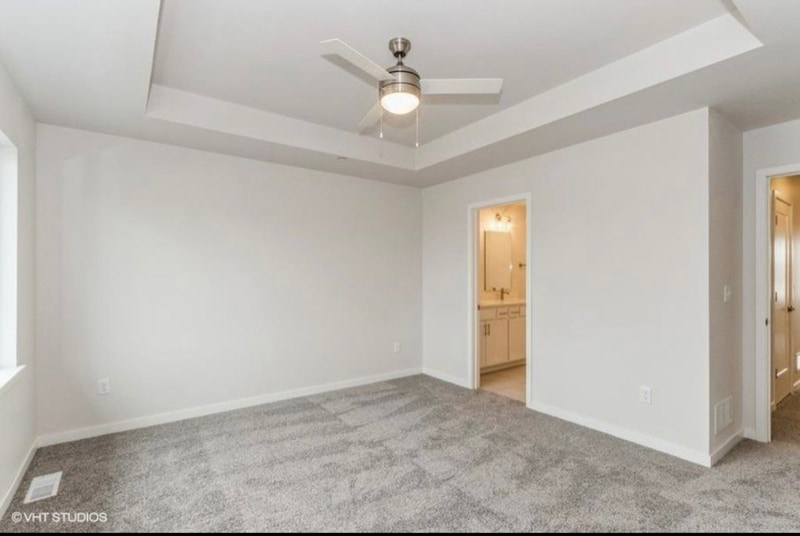 Building Photo - 2242 Denison Ave