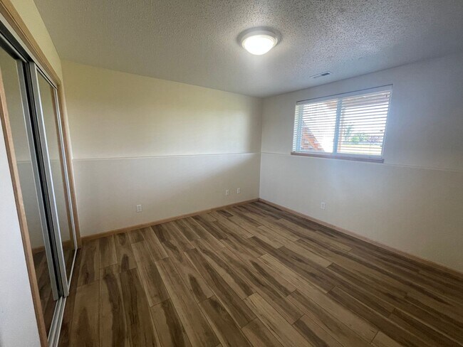 Building Photo - Beautiful West Fargo Twinhome