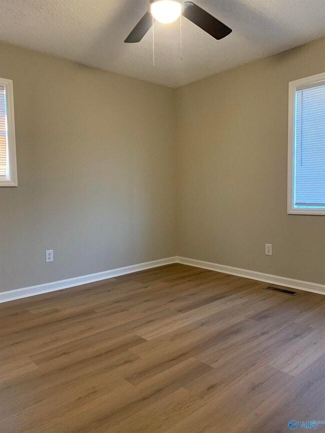 Building Photo - 325 Honea Ln