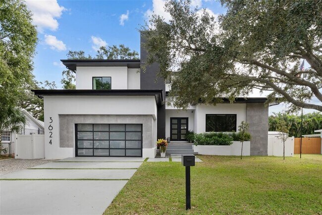 Building Photo - 3624 S Gardenia Ave