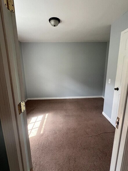 Building Photo - 4018 Chloe Rd