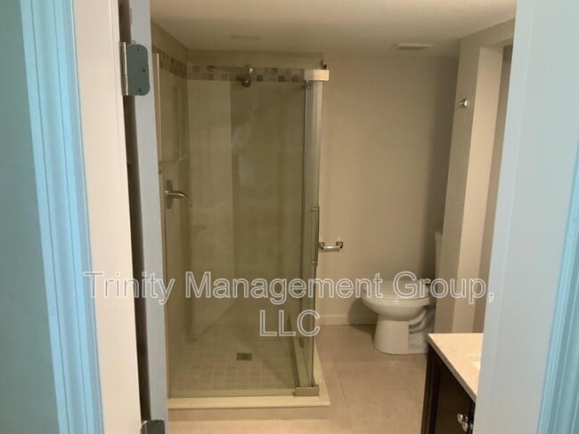 Building Photo - 5205 Drift Tide Dr