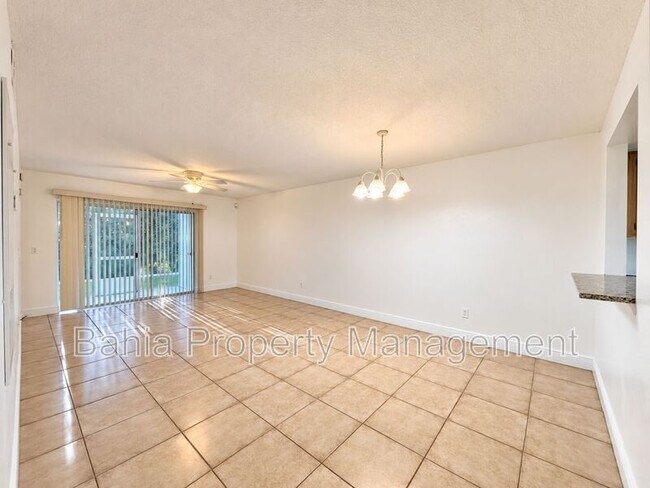 Building Photo - 13903 Timberland Dr