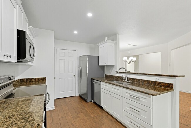 Building Photo - 11215 Hall Terrace Ct