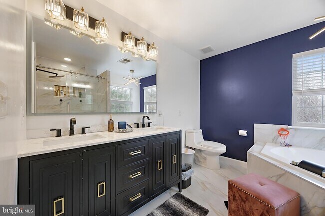 Building Photo - 17304 Summerwood Ln