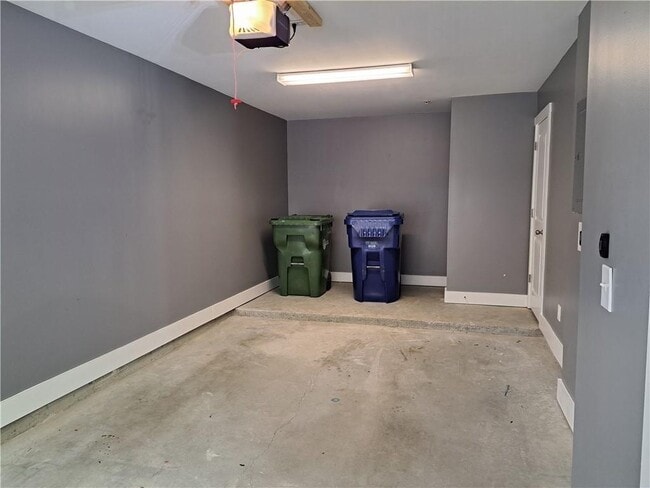 Building Photo - 221 Semel Cir NW